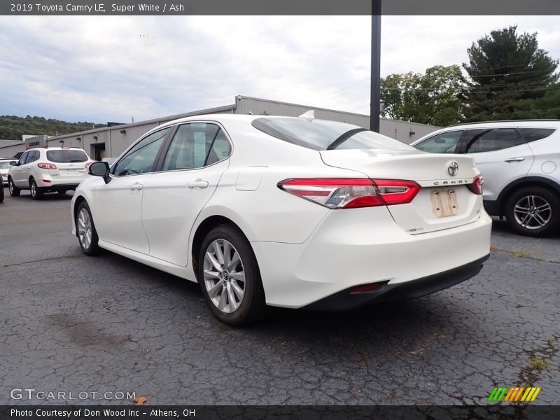 Super White / Ash 2019 Toyota Camry LE