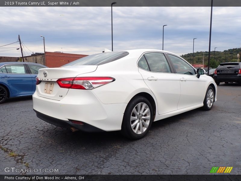 Super White / Ash 2019 Toyota Camry LE