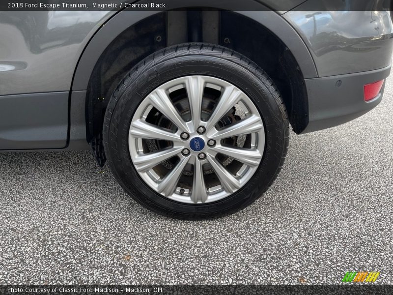 Magnetic / Charcoal Black 2018 Ford Escape Titanium