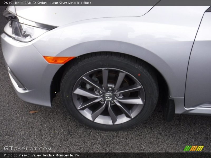 Lunar Silver Metallic / Black 2019 Honda Civic EX Sedan