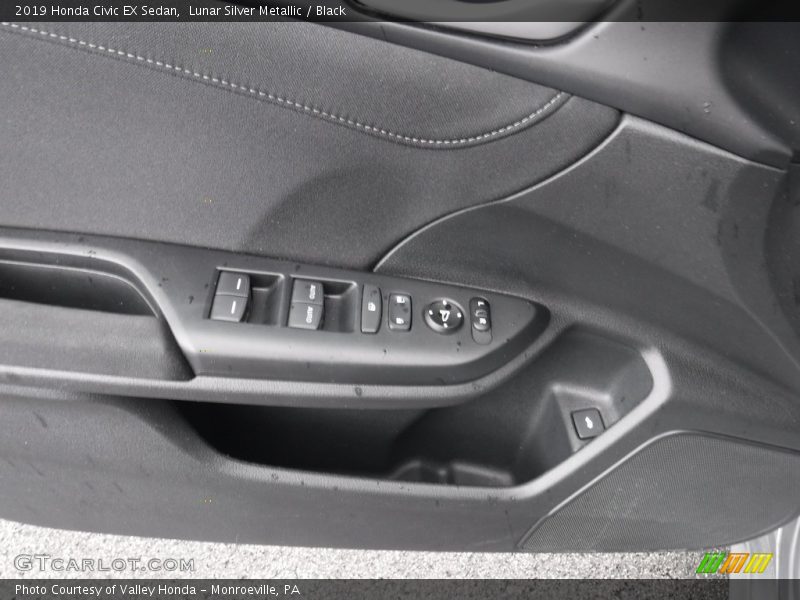 Lunar Silver Metallic / Black 2019 Honda Civic EX Sedan