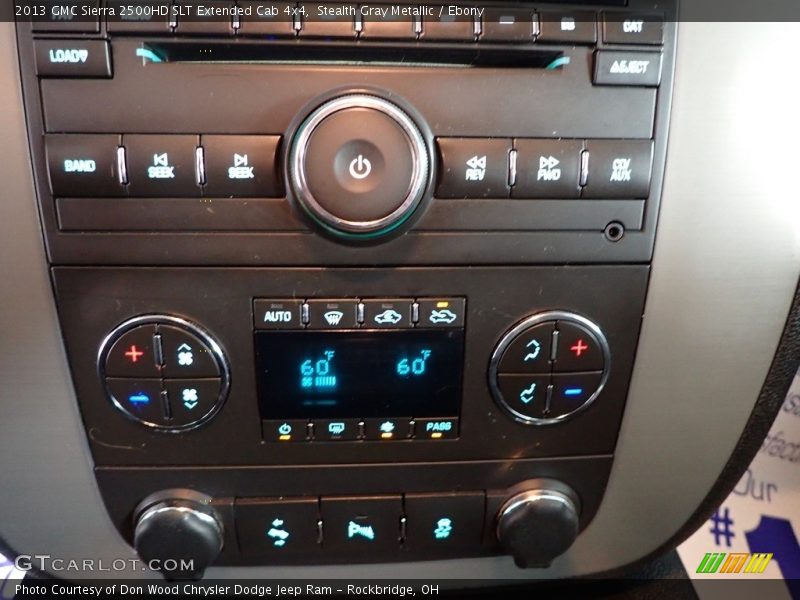 Controls of 2013 Sierra 2500HD SLT Extended Cab 4x4