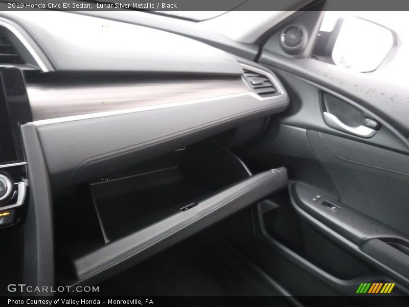 Lunar Silver Metallic / Black 2019 Honda Civic EX Sedan