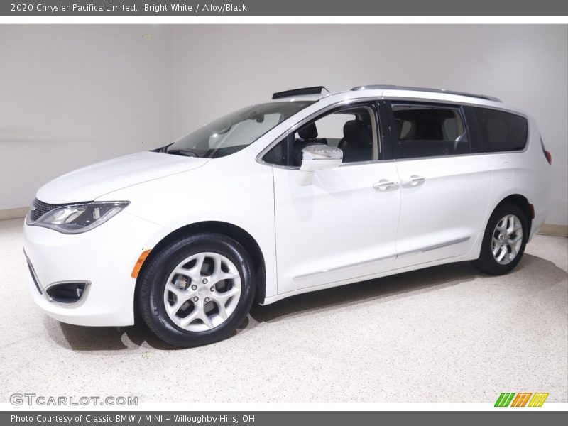 Bright White / Alloy/Black 2020 Chrysler Pacifica Limited