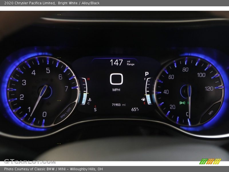 Bright White / Alloy/Black 2020 Chrysler Pacifica Limited