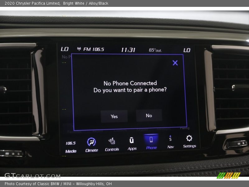 Bright White / Alloy/Black 2020 Chrysler Pacifica Limited