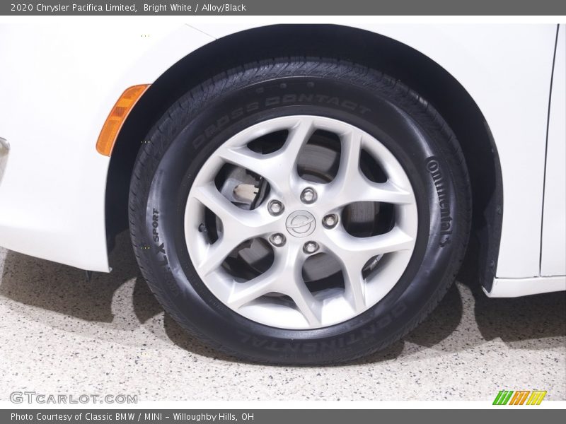 Bright White / Alloy/Black 2020 Chrysler Pacifica Limited