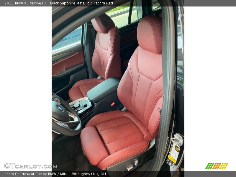 Front Seat of 2023 X3 xDrive30i