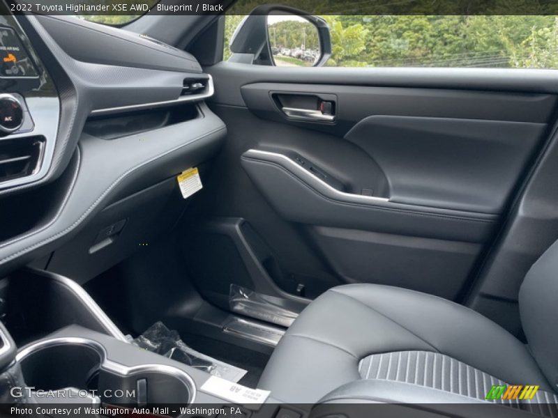 Blueprint / Black 2022 Toyota Highlander XSE AWD