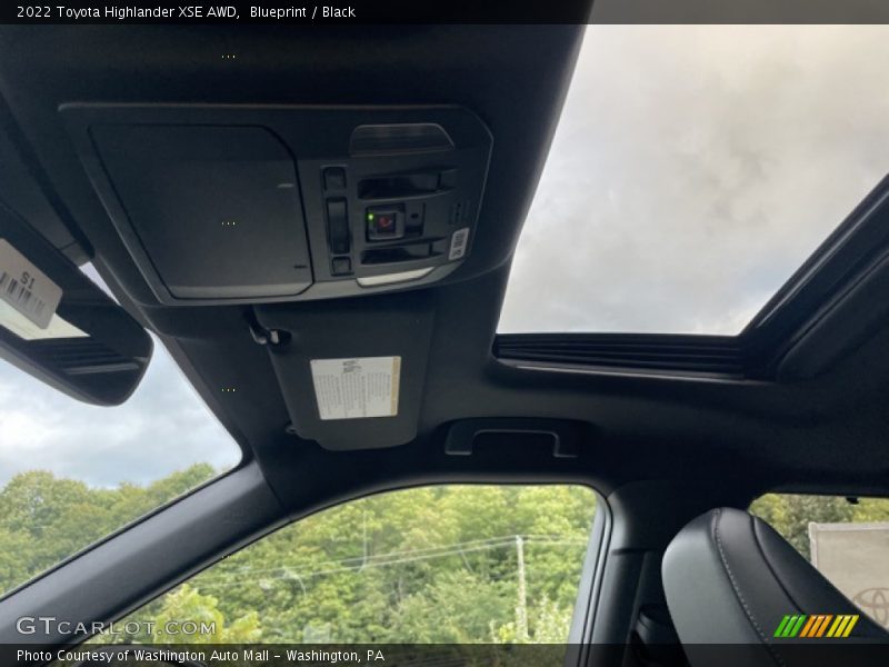 Blueprint / Black 2022 Toyota Highlander XSE AWD
