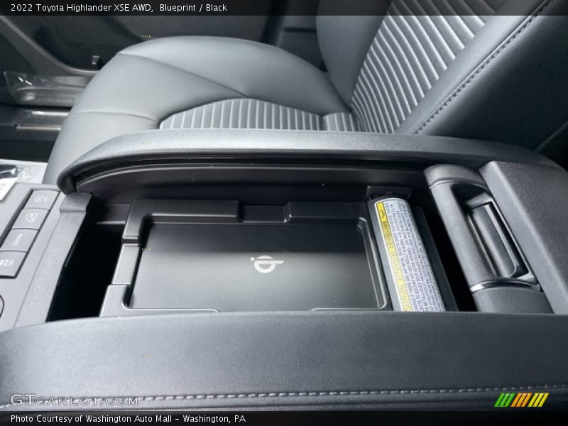 Blueprint / Black 2022 Toyota Highlander XSE AWD