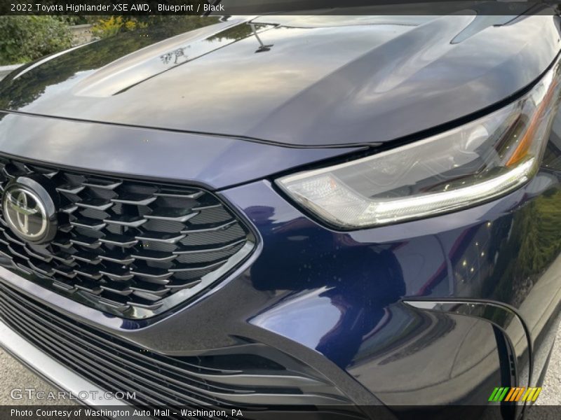 Blueprint / Black 2022 Toyota Highlander XSE AWD