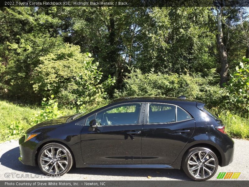 Midnight Black Metallic / Black 2022 Toyota Corolla Hatchback XSE