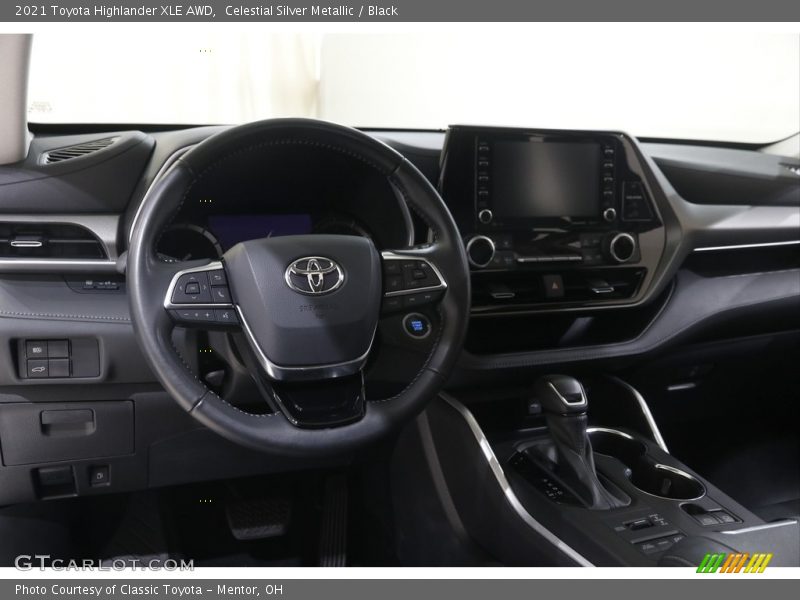 Celestial Silver Metallic / Black 2021 Toyota Highlander XLE AWD