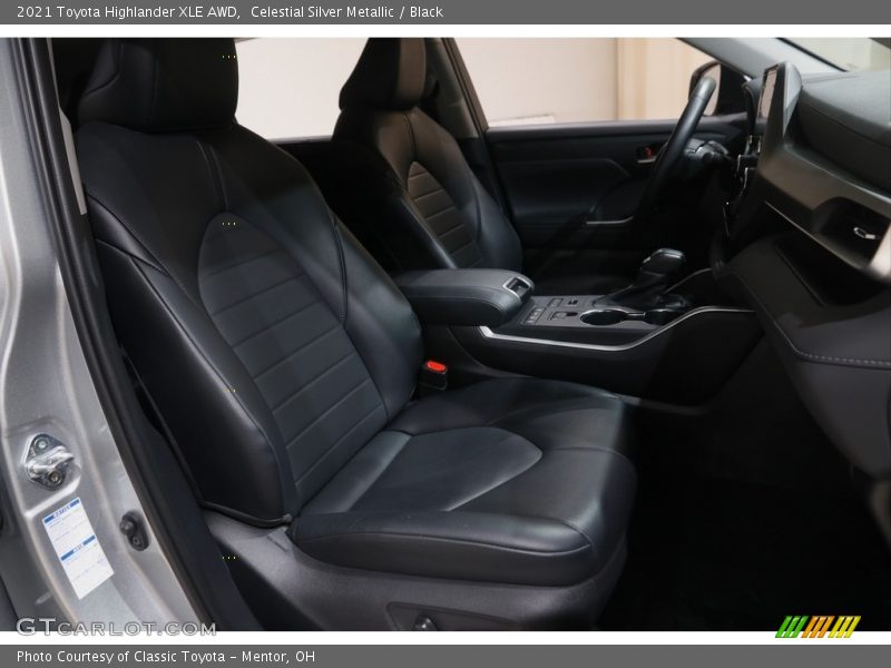 Celestial Silver Metallic / Black 2021 Toyota Highlander XLE AWD