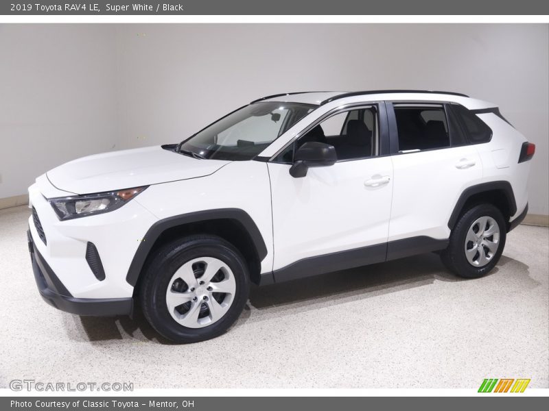 Super White / Black 2019 Toyota RAV4 LE