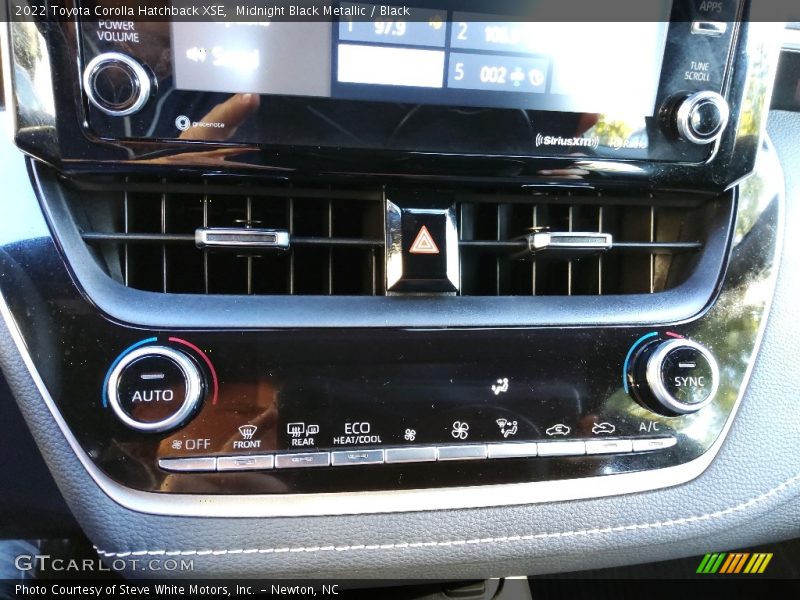 Midnight Black Metallic / Black 2022 Toyota Corolla Hatchback XSE