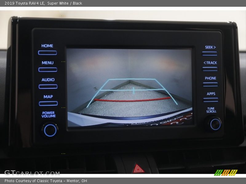 Super White / Black 2019 Toyota RAV4 LE