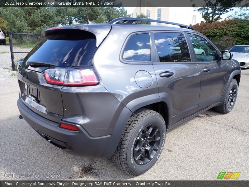 Granite Crystal Metallic / Black 2022 Jeep Cherokee X 4x4