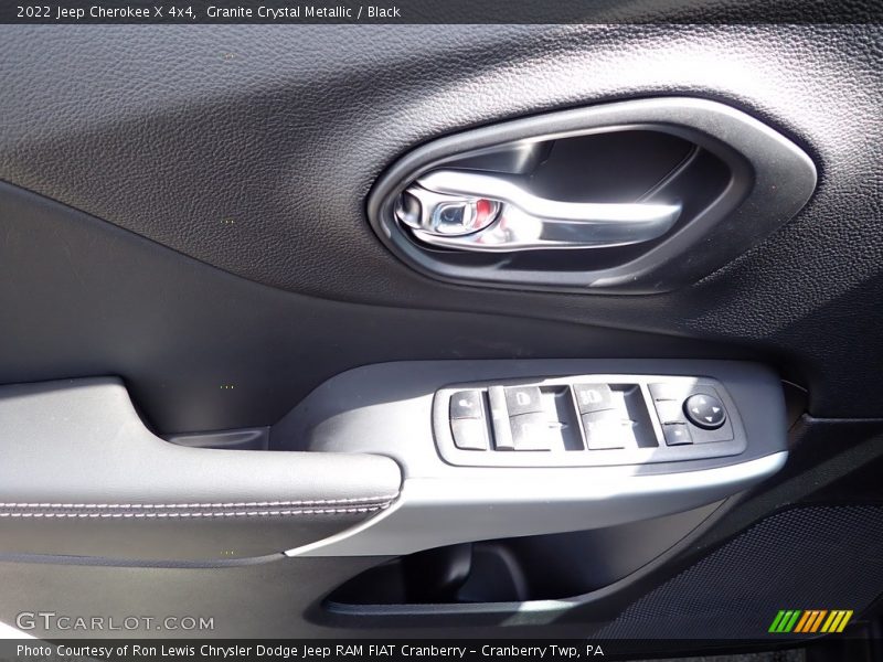 Granite Crystal Metallic / Black 2022 Jeep Cherokee X 4x4