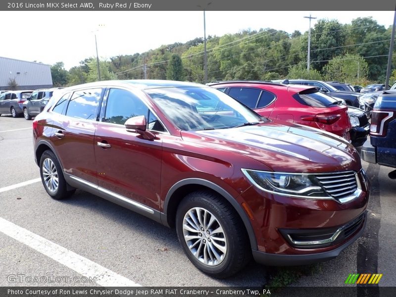 Front 3/4 View of 2016 MKX Select AWD