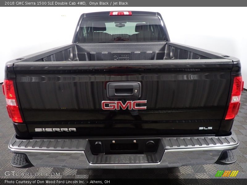 Onyx Black / Jet Black 2018 GMC Sierra 1500 SLE Double Cab 4WD