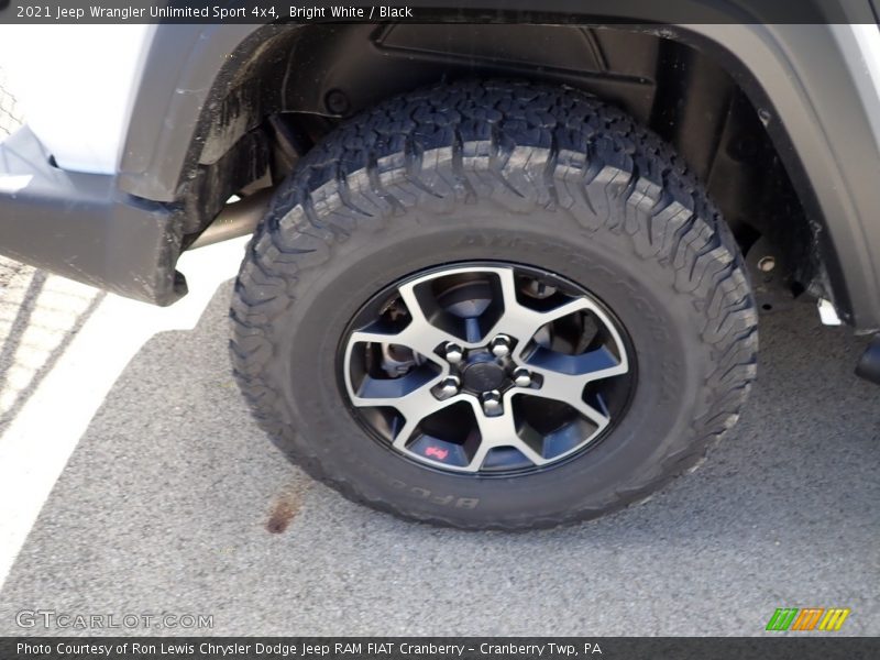 Bright White / Black 2021 Jeep Wrangler Unlimited Sport 4x4