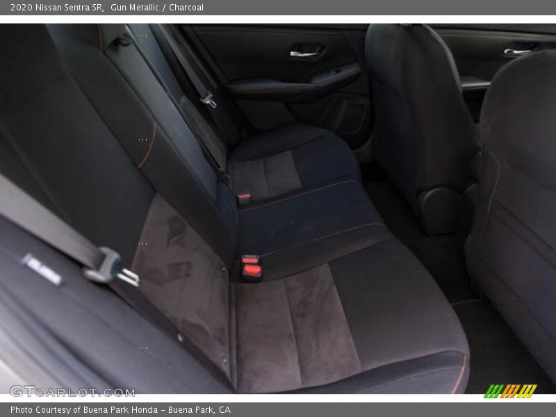 Gun Metallic / Charcoal 2020 Nissan Sentra SR