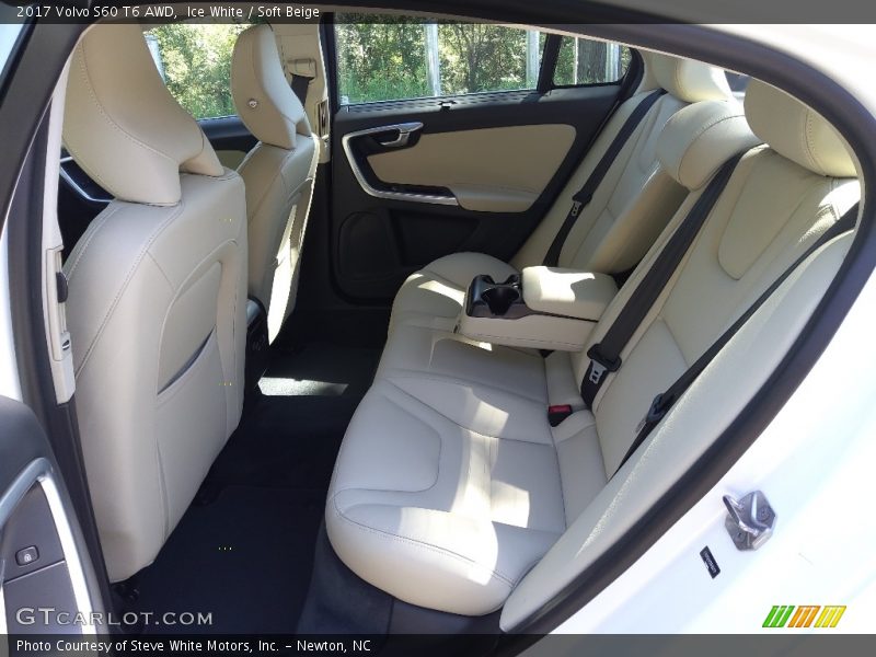 Rear Seat of 2017 S60 T6 AWD