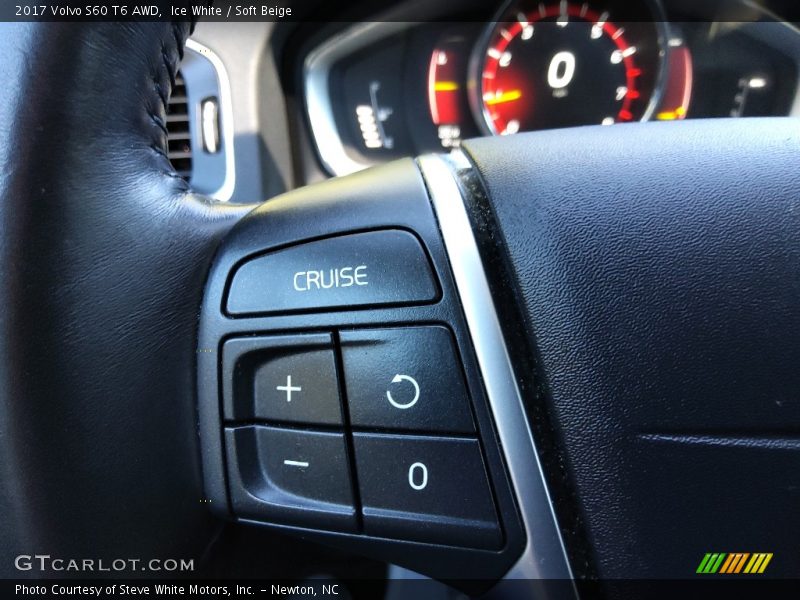  2017 S60 T6 AWD Steering Wheel