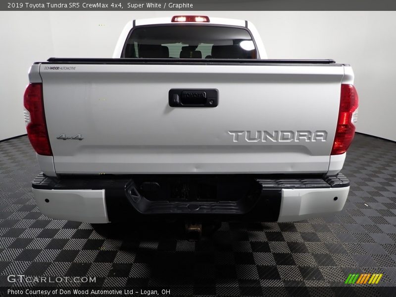 Super White / Graphite 2019 Toyota Tundra SR5 CrewMax 4x4