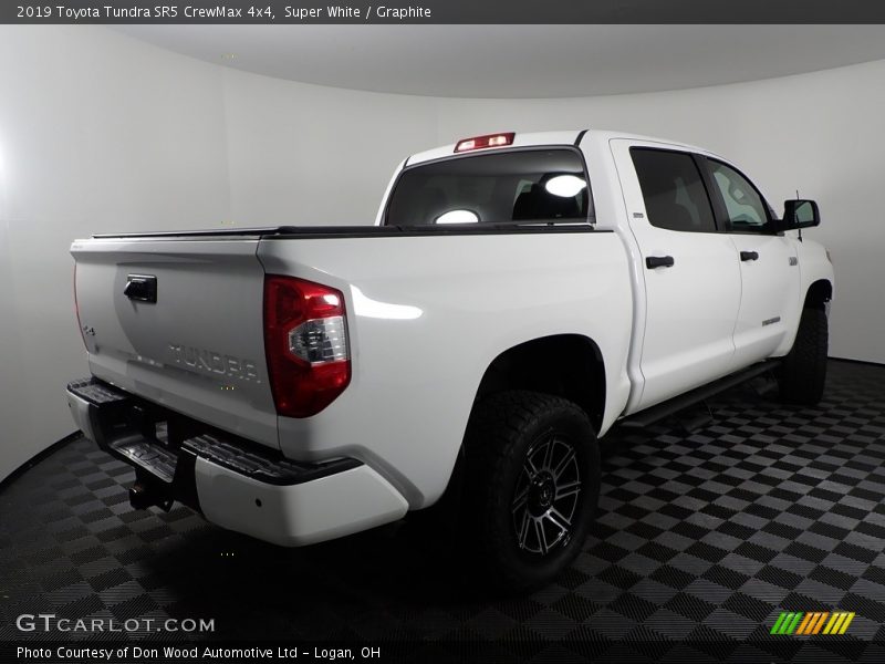 Super White / Graphite 2019 Toyota Tundra SR5 CrewMax 4x4