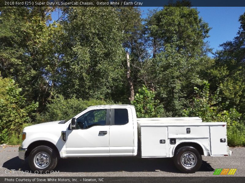 2018 F250 Super Duty XL SuperCab Chassis Oxford White