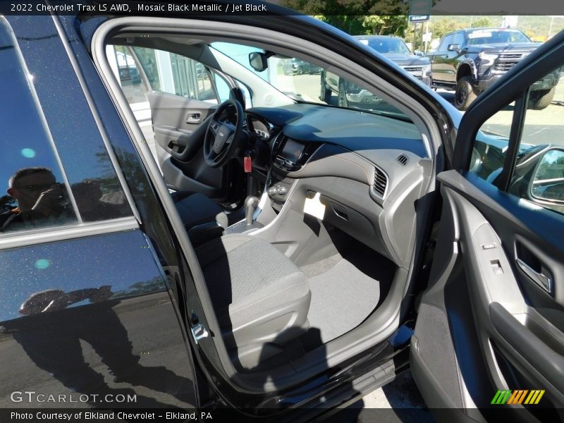 Mosaic Black Metallic / Jet Black 2022 Chevrolet Trax LS AWD