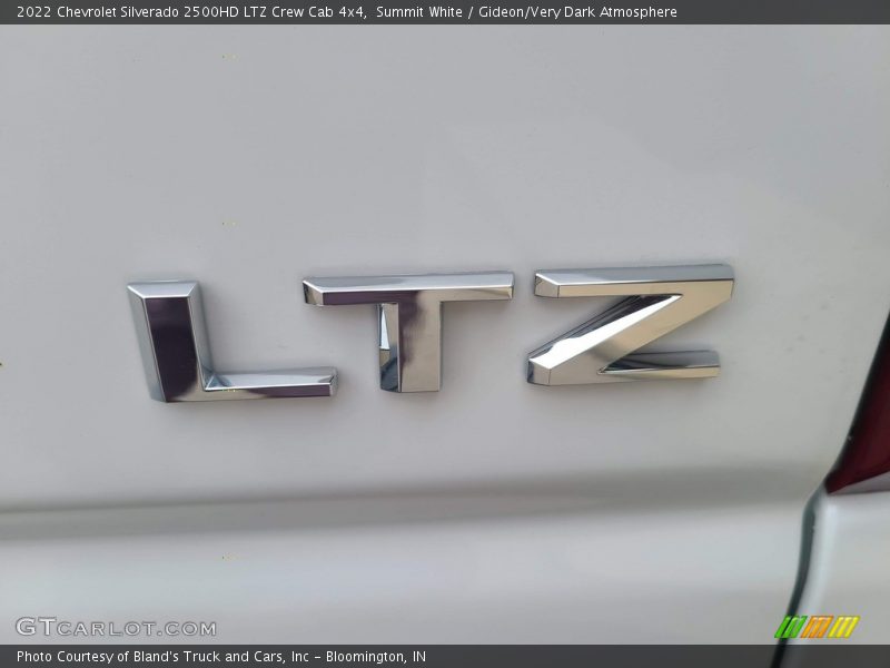 Summit White / Gideon/Very Dark Atmosphere 2022 Chevrolet Silverado 2500HD LTZ Crew Cab 4x4