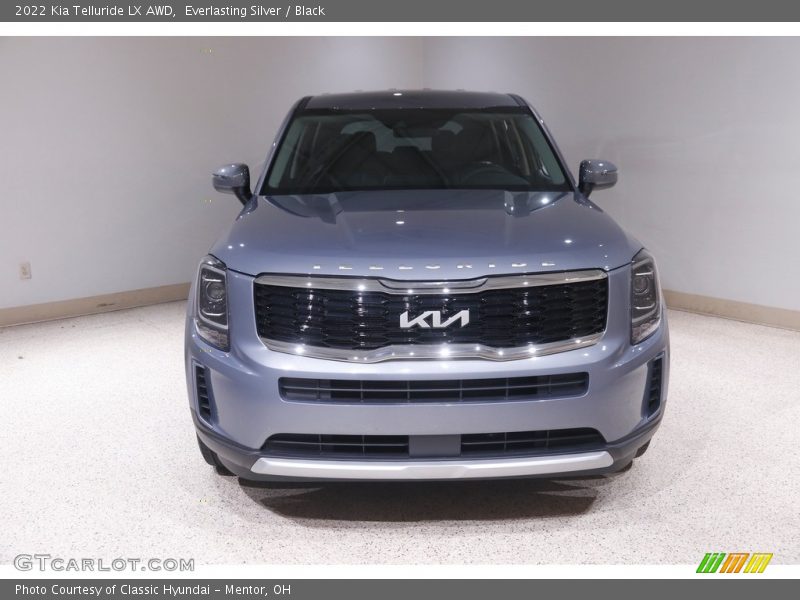Everlasting Silver / Black 2022 Kia Telluride LX AWD