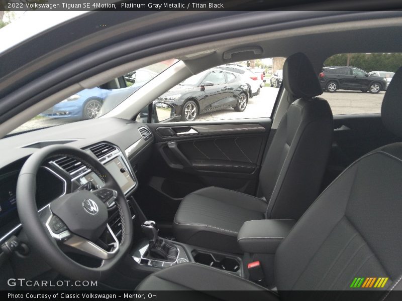 Platinum Gray Metallic / Titan Black 2022 Volkswagen Tiguan SE 4Motion