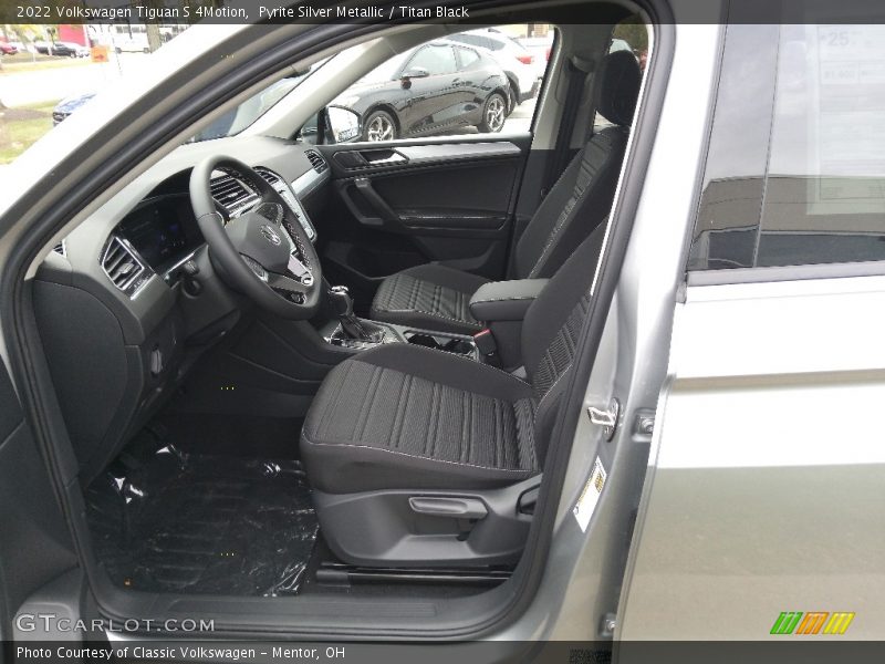 Pyrite Silver Metallic / Titan Black 2022 Volkswagen Tiguan S 4Motion