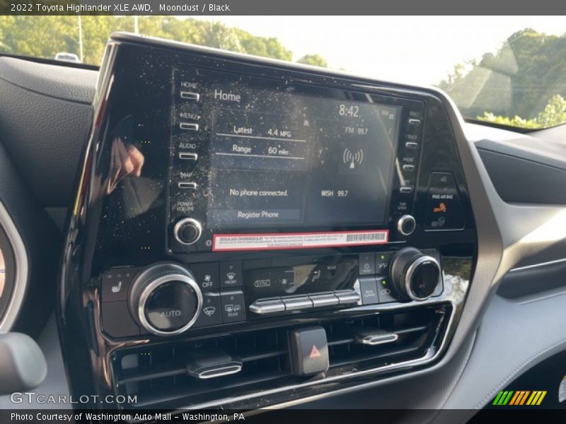 Moondust / Black 2022 Toyota Highlander XLE AWD