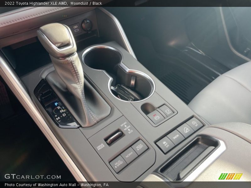 Moondust / Black 2022 Toyota Highlander XLE AWD