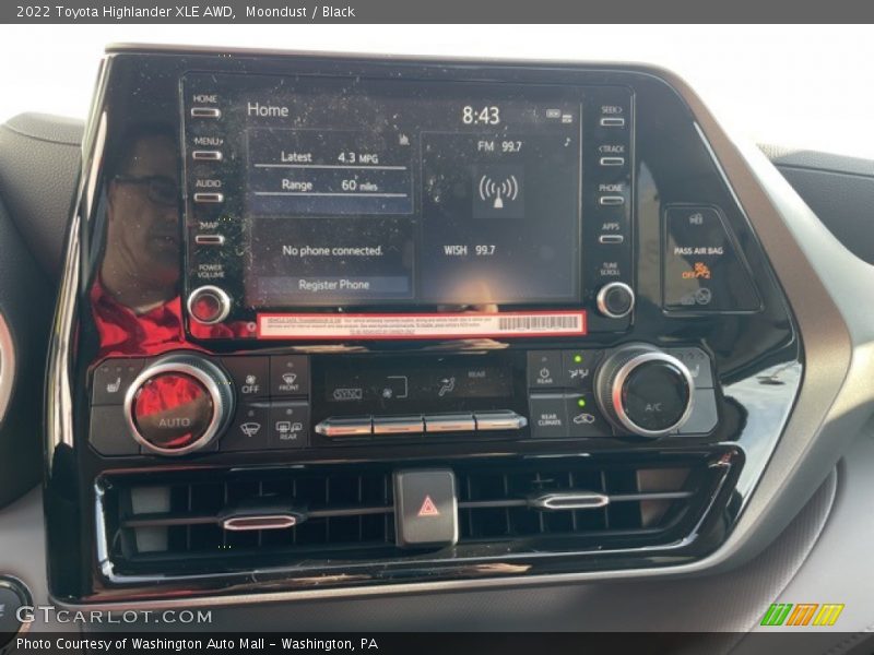 Moondust / Black 2022 Toyota Highlander XLE AWD