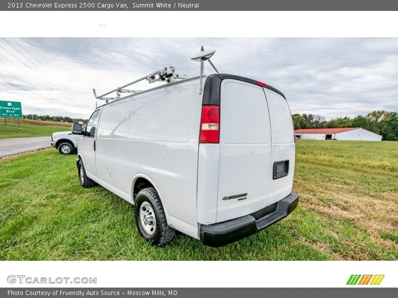 Summit White / Neutral 2013 Chevrolet Express 2500 Cargo Van