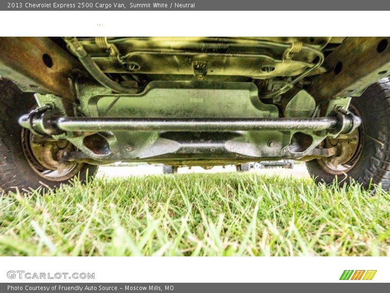 Summit White / Neutral 2013 Chevrolet Express 2500 Cargo Van