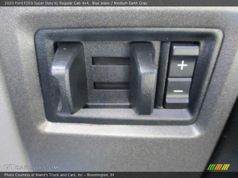 Blue Jeans / Medium Earth Gray 2020 Ford F250 Super Duty XL Regular Cab 4x4