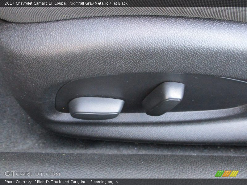 Nightfall Gray Metallic / Jet Black 2017 Chevrolet Camaro LT Coupe