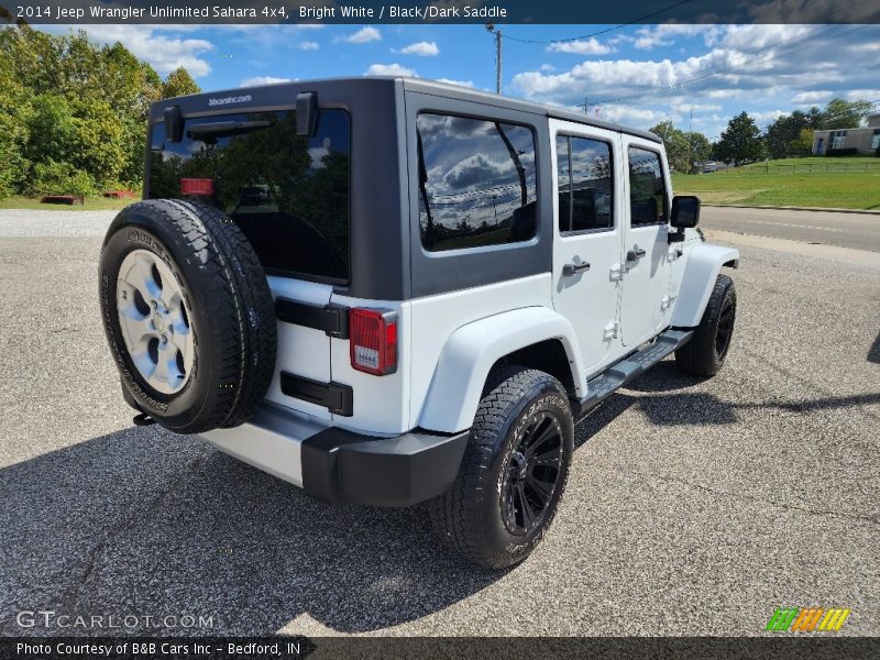 Bright White / Black/Dark Saddle 2014 Jeep Wrangler Unlimited Sahara 4x4