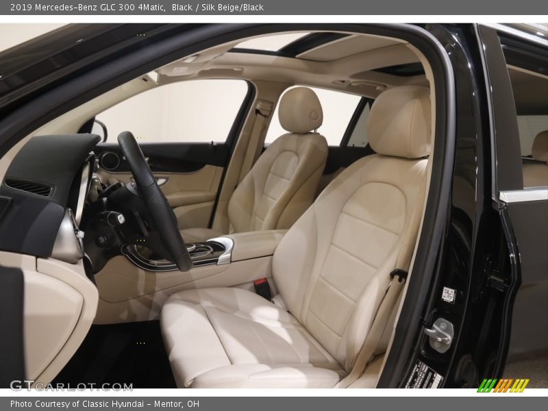 Black / Silk Beige/Black 2019 Mercedes-Benz GLC 300 4Matic