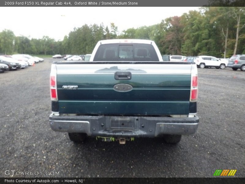 Oxford White / Stone/Medium Stone 2009 Ford F150 XL Regular Cab 4x4