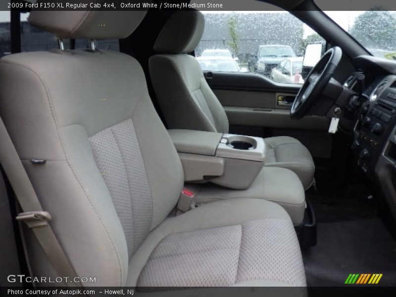 Oxford White / Stone/Medium Stone 2009 Ford F150 XL Regular Cab 4x4