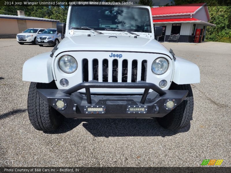 Bright White / Black/Dark Saddle 2014 Jeep Wrangler Unlimited Sahara 4x4